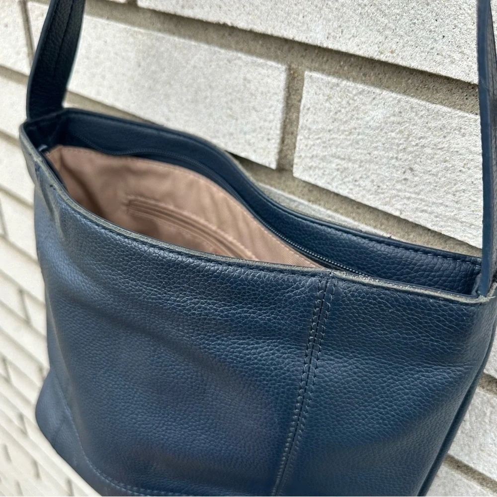 The Sak De Young Hobo Shoulder Bag Navy Blue Pebbled Leather Slouch Tote Purse